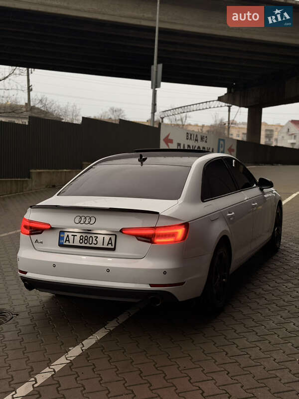 Седан Audi A4 2016 в Тернополе