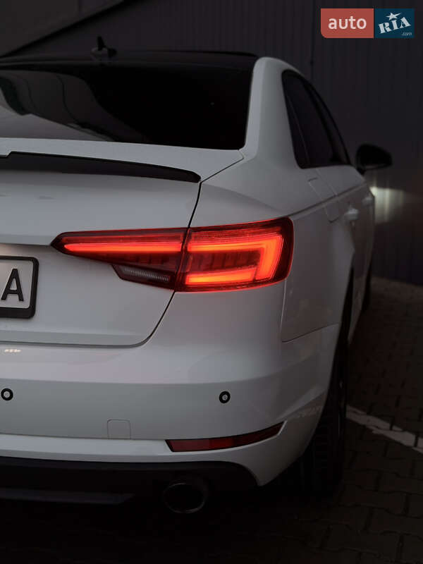 Седан Audi A4 2016 в Тернополе