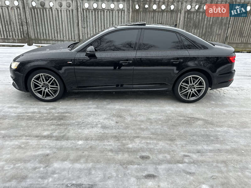 Седан Audi A4 2017 в Киеве