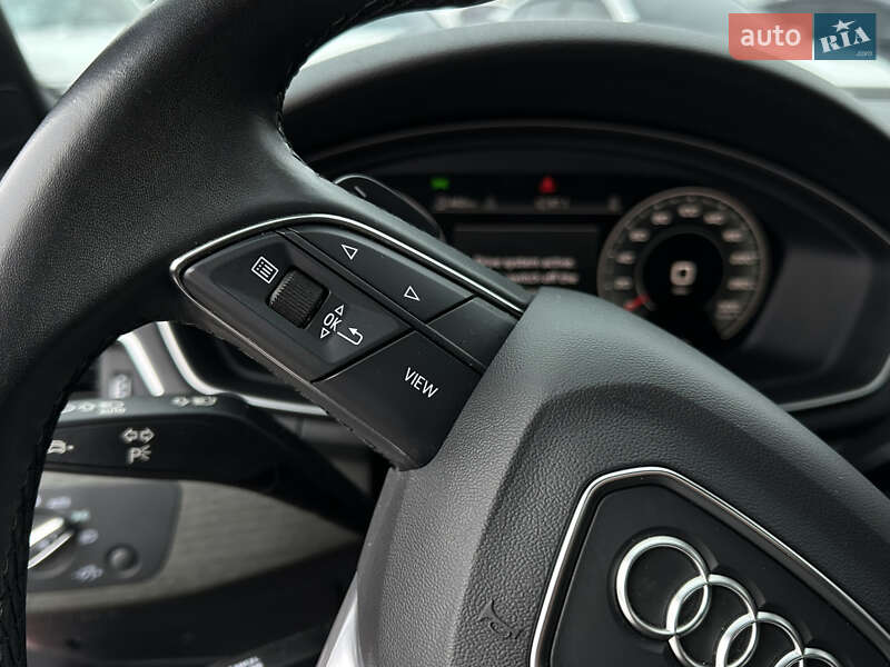 Седан Audi A4 2023 в Харькове