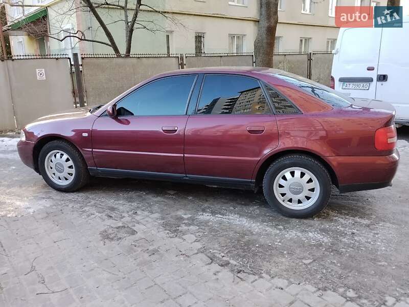 Седан Audi A4 1999 в Івано-Франківську
