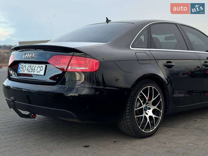 Седан Audi A4 2009 в Чернівцях