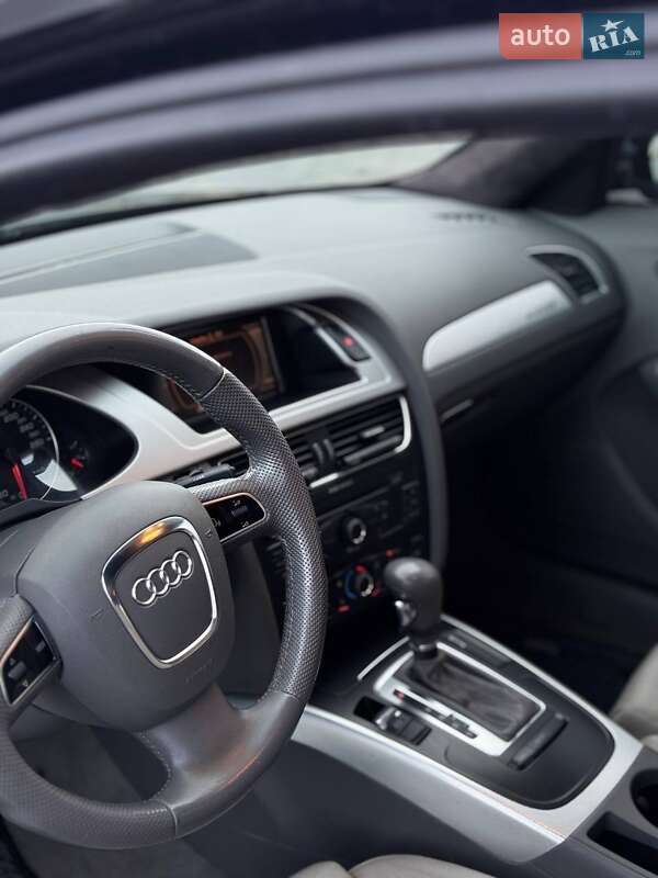 Седан Audi A4 2009 в Чернівцях