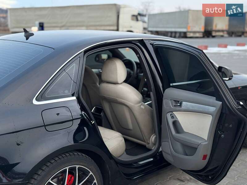 Седан Audi A4 2009 в Чернівцях