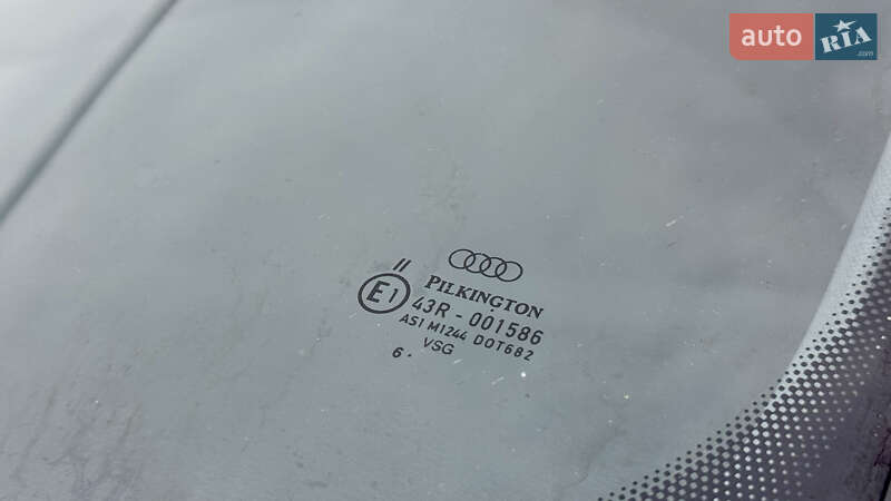 Седан Audi A4 2000 в Виннице