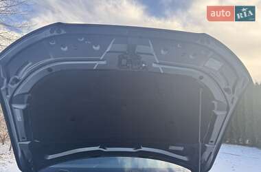 Седан Audi A4 2014 в Луцке