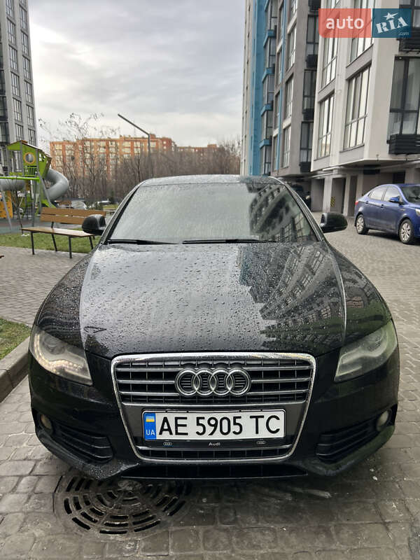Седан Audi A4 2008 в Днепре