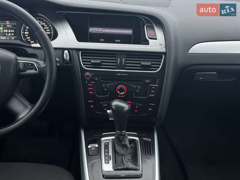 Універсал Audi A4 2010 в Сарнах