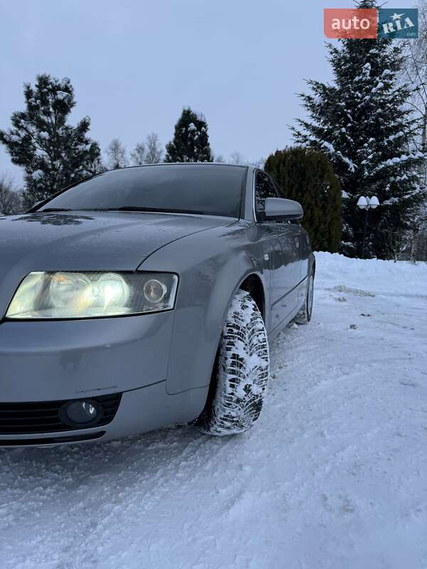 Седан Audi A4 2004 в Ивано-Франковске