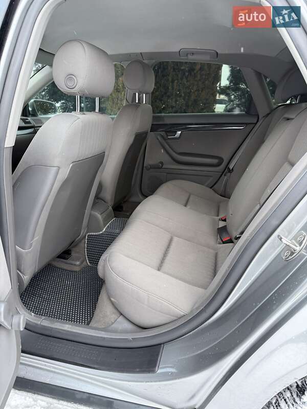 Седан Audi A4 2004 в Ивано-Франковске