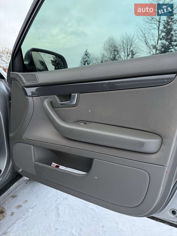 Седан Audi A4 2004 в Ивано-Франковске