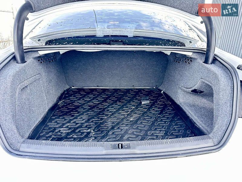 Седан Audi A4 2008 в Каменец-Подольском