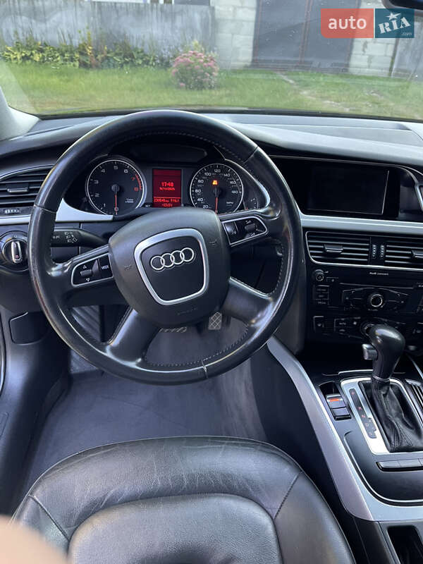 Седан Audi A4 2011 в Конотопе