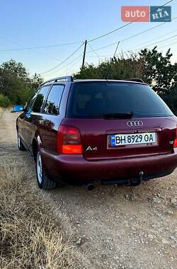 Универсал Audi A4 1998 в Одессе