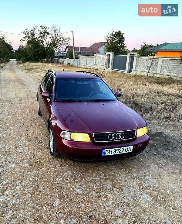 Универсал Audi A4 1998 в Одессе