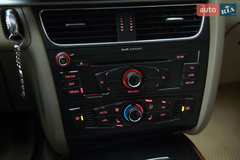 Седан Audi A4 2011 в Харькове