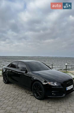 Седан Audi A4 2010 в Николаеве