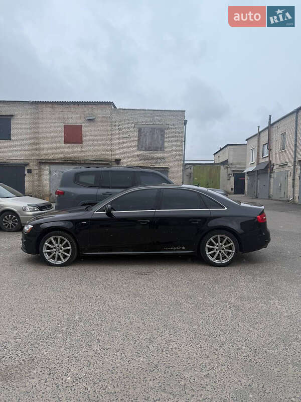 Седан Audi A4 2015 в Киеве