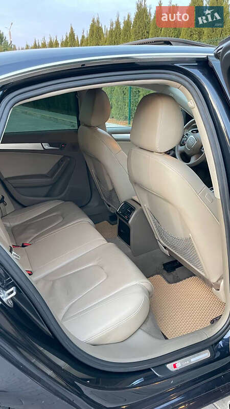 Седан Audi A4 2012 в Одессе