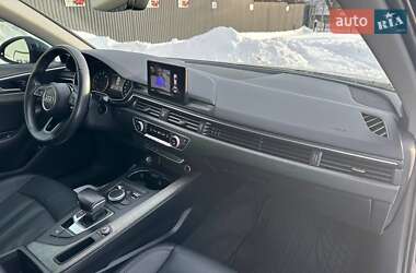 Седан Audi A4 2018 в Львове