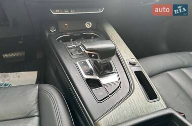 Седан Audi A4 2018 в Львове