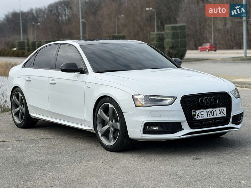 Седан Audi A4 2013 в Днепре