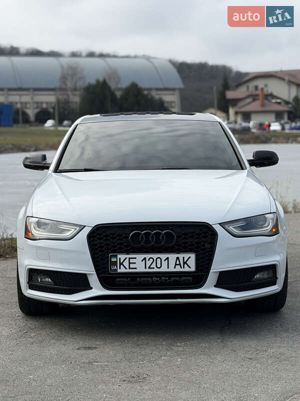 Седан Audi A4 2013 в Днепре