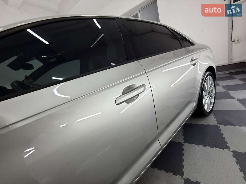 Седан Audi A4 2017 в Трускавце