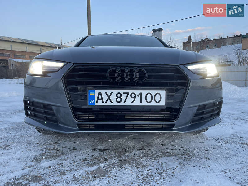 Седан Audi A4 2016 в Киеве