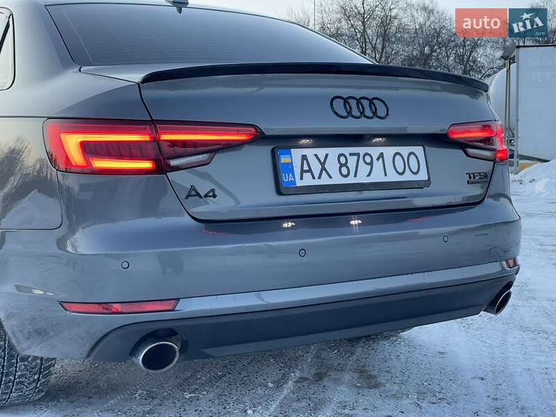 Седан Audi A4 2016 в Киеве