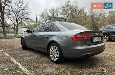 Седан Audi A4 2012 в Херсоне