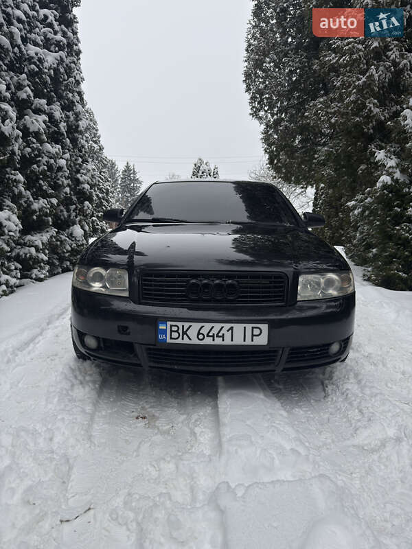 Седан Audi A4 2003 в Дубровице фото 2 Седан Audi A4 2003 в Дубровице