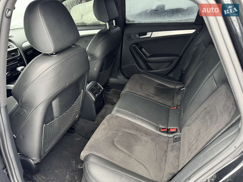 Седан Audi A4 2013 в Каменец-Подольском