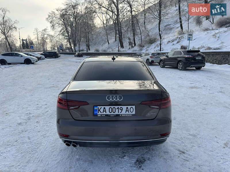 Седан Audi A4 2016 в Киеве