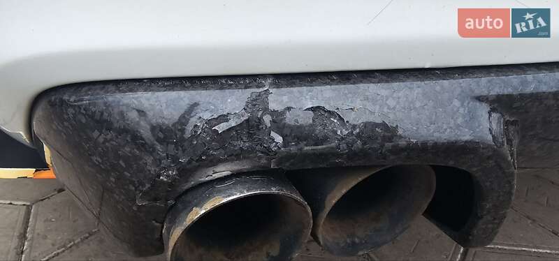 Седан Audi A4 2015 в Львове