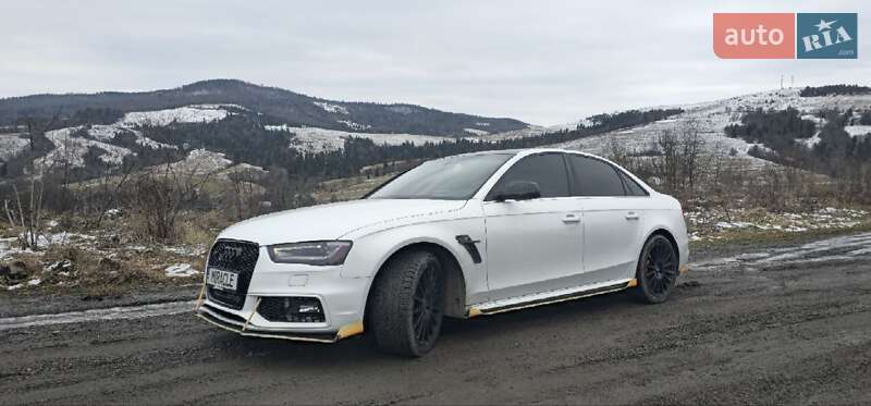 Седан Audi A4 2015 в Львове