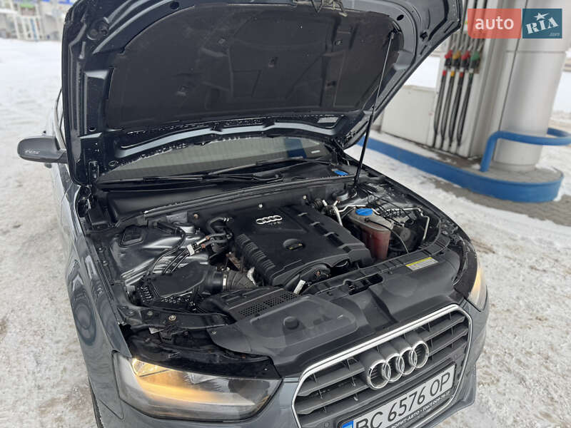 Седан Audi A4 2013 в Хмельницком