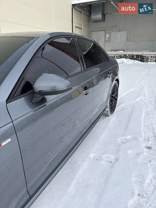Седан Audi A4 2016 в Львове фото 14 Седан Audi A4 2016 в Львове