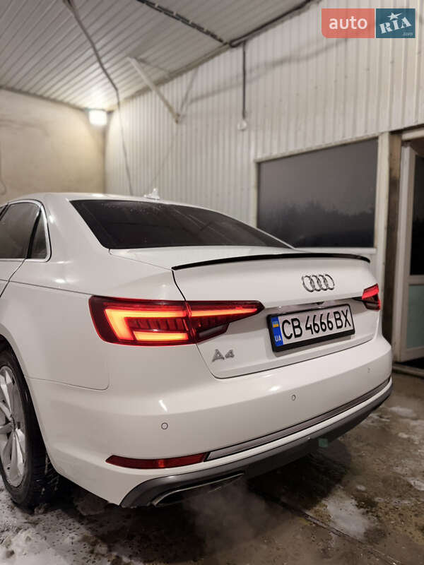 Седан Audi A4 2019 в Чернигове