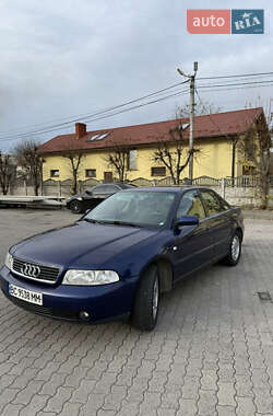 Седан Audi A4 2000 в Львове