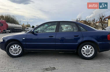 Седан Audi A4 2000 в Львове