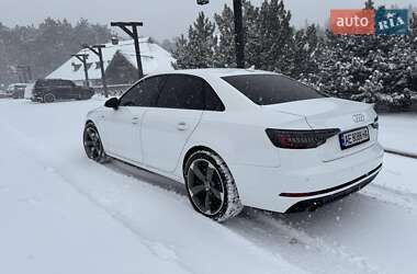 Седан Audi A4 2016 в Днепре