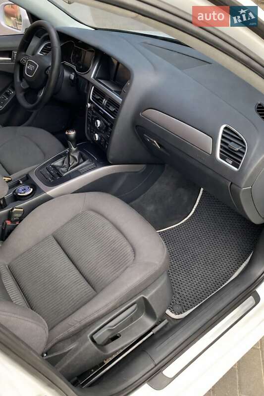 Універсал Audi A4 2014 в Виноградові