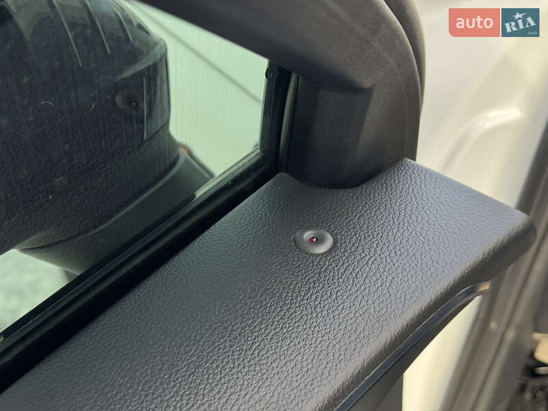 Седан Audi A4 2022 в Киеве