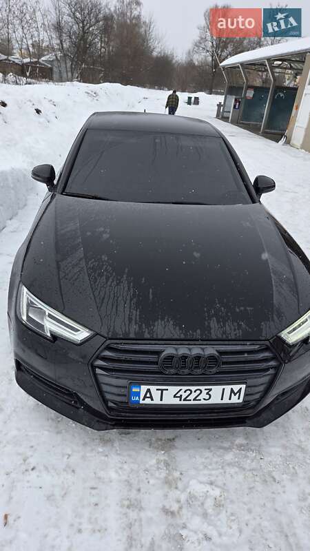 Седан Audi A4 2017 в Ивано-Франковске