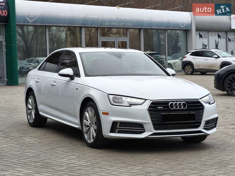Седан Audi A4 2018 в Днепре