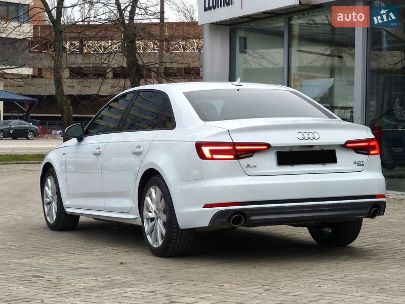 Седан Audi A4 2018 в Днепре
