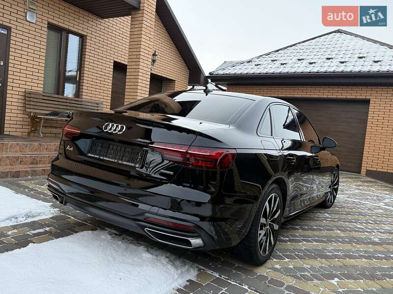 Седан Audi A4 2023 в Виннице
