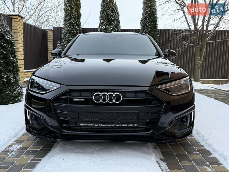 Седан Audi A4 2023 в Виннице