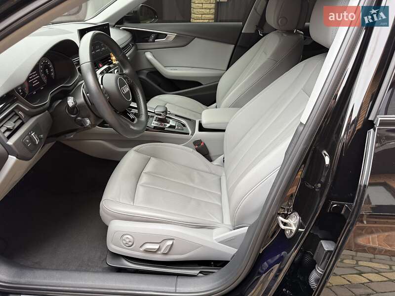 Седан Audi A4 2023 в Виннице